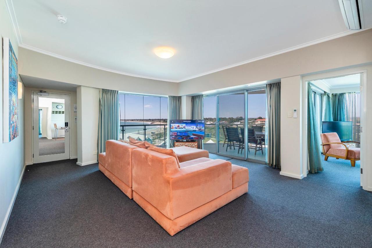 A 406 Fantastic Ocean Beach And Marina View Apt - Mandurah Apartment Exterior photo