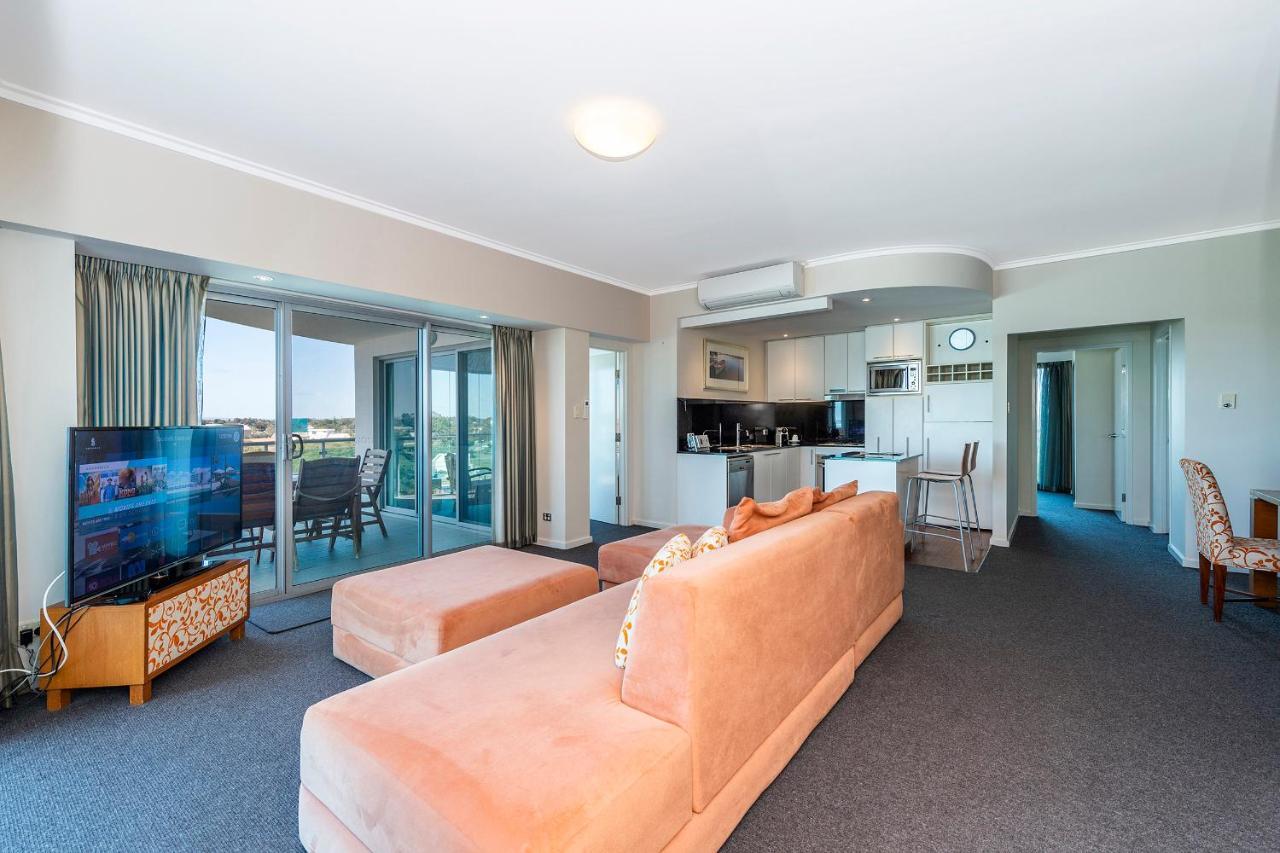 A 406 Fantastic Ocean Beach And Marina View Apt - Mandurah Apartment Exterior photo